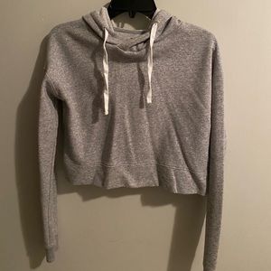 Cropped hoodie